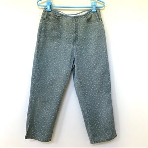 Liz Claiborne Lizwear Jeans Michaela - Sage Green Capris Cropped Pants - Size 6